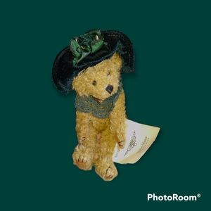 Tilden Manor Collectible Vintage Teddy Bear